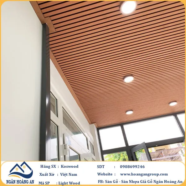 Tấm Ốp Lam Sóng Ngoài Trời Kosmos K4S219X28 Light Wood 2.2m