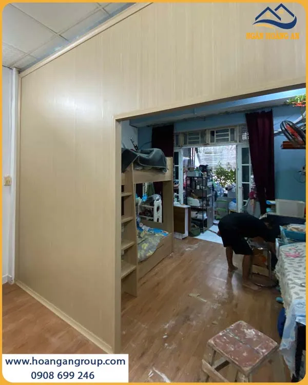 Tấm Ốp Vách Ngăn Phòng Vân Gỗ Glotex VN203