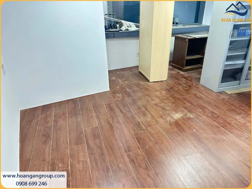Sàn Gỗ Công Nghiệp Camsan Hèm V 4545 8mm