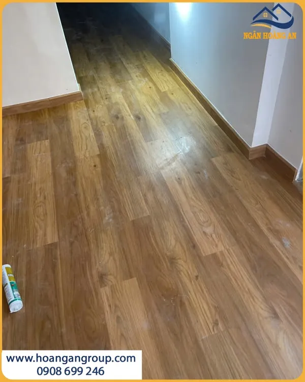 Sàn Nhựa Giả Gỗ Dán Keo Vinyl Floor LT1010