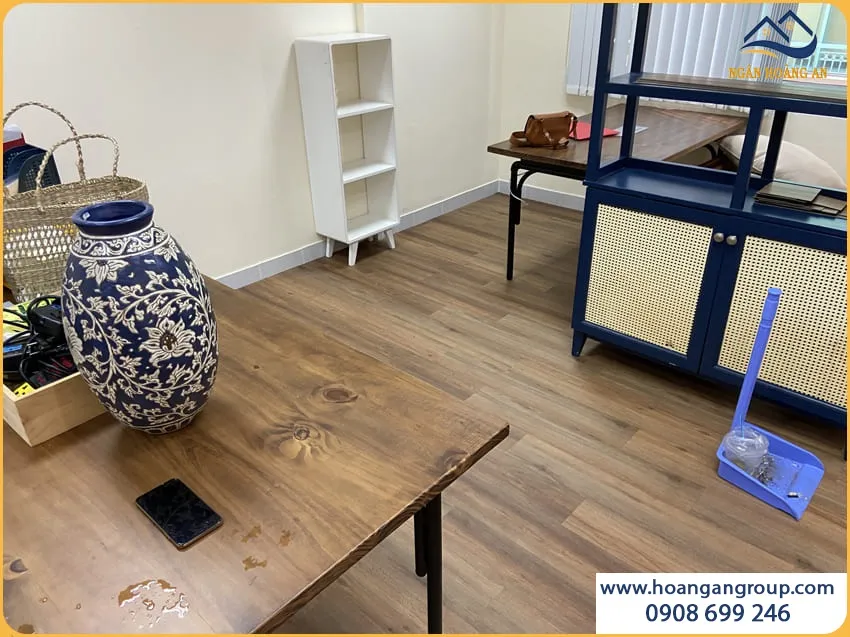 Sàn Nhựa Giả Gỗ Dán Keo Vinyl Floor LT1012