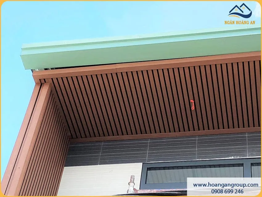 Lam Sóng Gỗ Nhựa Ngoài Trời Kosmos K4S219X3M Copper Brown Dài 3m
