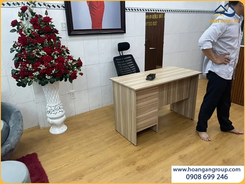 Sàn Nhựa Giả Gỗ Dán Keo Vinyl Floor LT1008