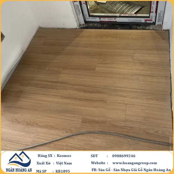 Sàn Gỗ Công Nghiệp KosMos Dày 12mm KB1895