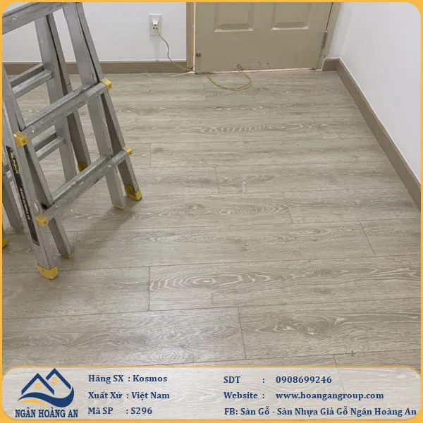  Sàn Gỗ Công Nghiệp KosMos Dày 8mm S296