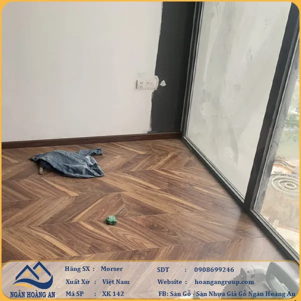 Sàn Gỗ Công Nghiệp Morser Vân Xương Cá 3D Cốt Xanh 8mm XK 142