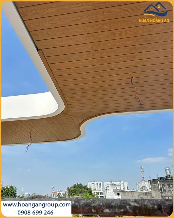 Tấm Ốp Gỗ Nhựa Ngoài Trời Hobi Wood Phủ ASA OPASA 001