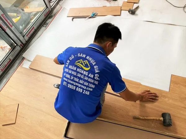 Cách Thi Công Lắp Đặt Sàn Gỗ Công Nghiệp