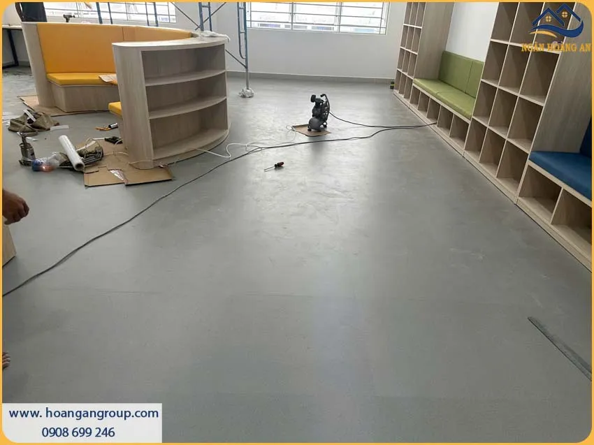 Công Trình Thực Tế Sàn Nhựa Dán Keo Giả Bê Tông MsFloor 33322