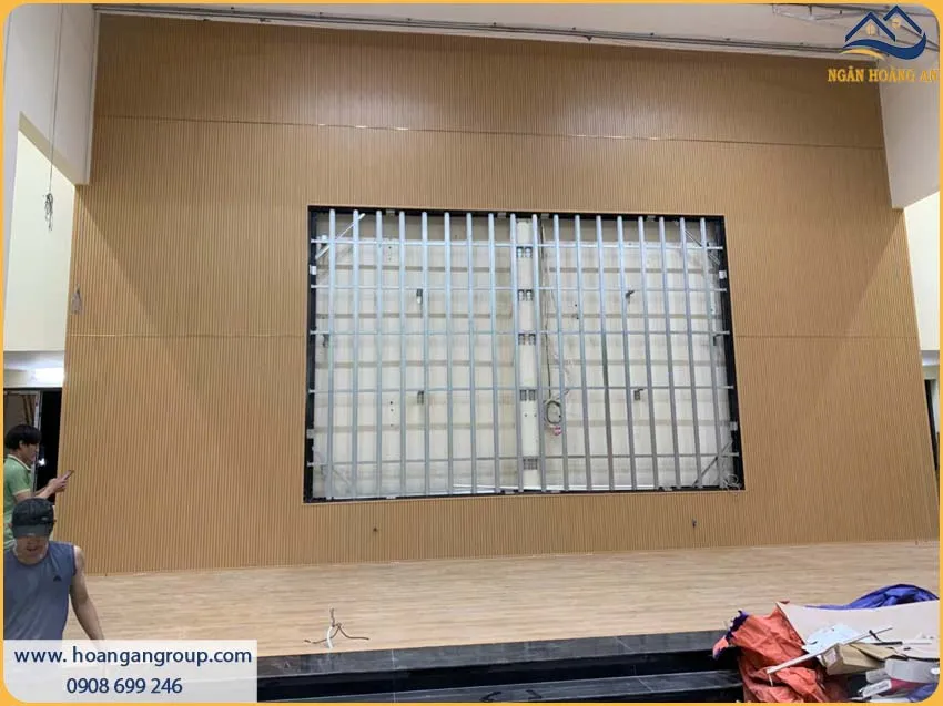 Lam Sóng Ốp Tường Galawood Vàng Sồi Đậm L4S-908 Lam Sóng Ốp Tường Galawood Vàng Sồi Đậm L4S-908