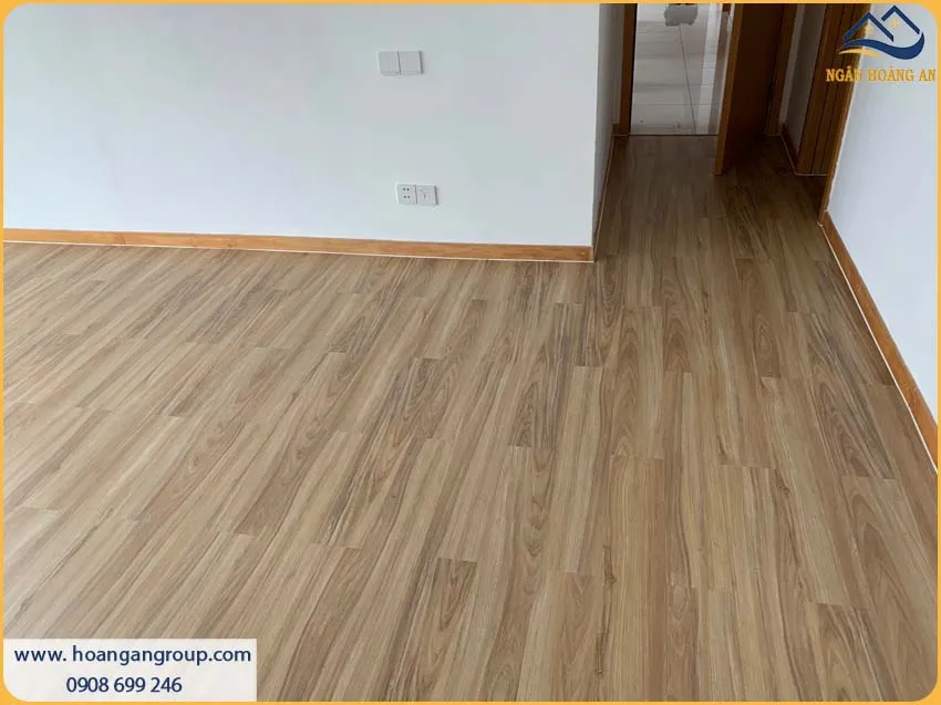 Thi Công Sàn Nhựa Dán Keo Vinyl Floor Sang Trọng Và Tinh Tế