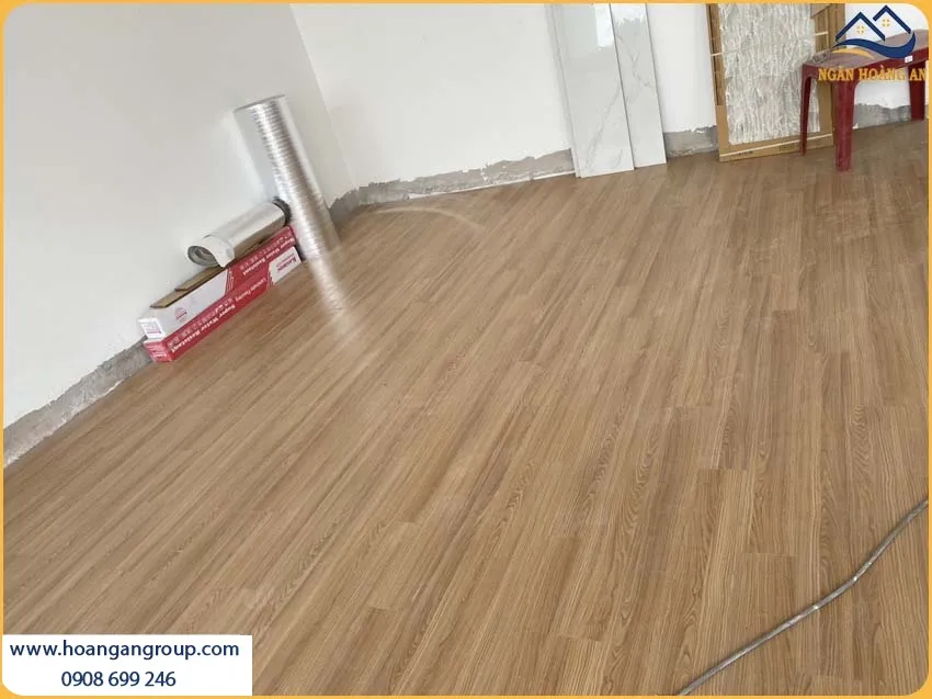 Lắp Đặt Sàn Gỗ Công Nghiệp Cho Nhà Ở Điểm Nhấn Cho Không Gian