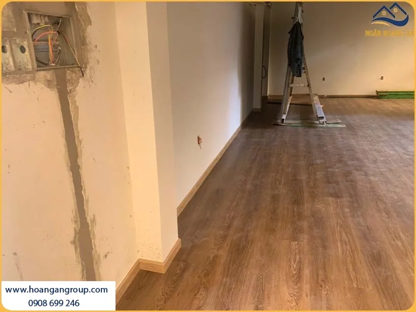 Sàn Nhựa MAT Vân Gỗ Tự Nhiên Sang Trọng Cho Nhà Ở