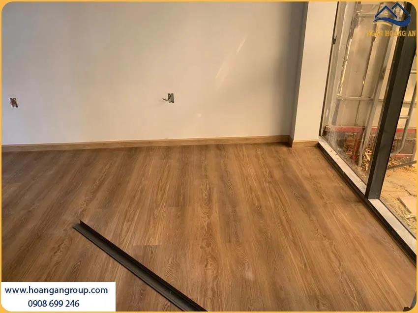 Sàn Nhựa Hèm Khóa Giả Gỗ Có Khả Năng Chống Trơn Trượt, Chống Ẩm Móc