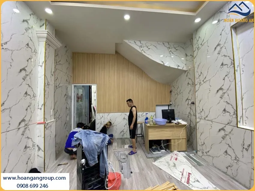 Thi Công Tấm Nhựa PVC Giả Đá Họa Tiết Rõ Nét Bắt Mắt Thi Công Tấm Nhựa PVC Giả Đá Họa Tiết Rõ Nét Bắt Mắt
