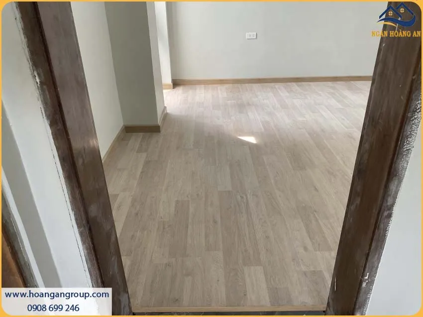 Sàn Gỗ Công Nghiệp Binyl Vân Gỗ Sắc Nét Sang Trọng Cho Nhà Ở