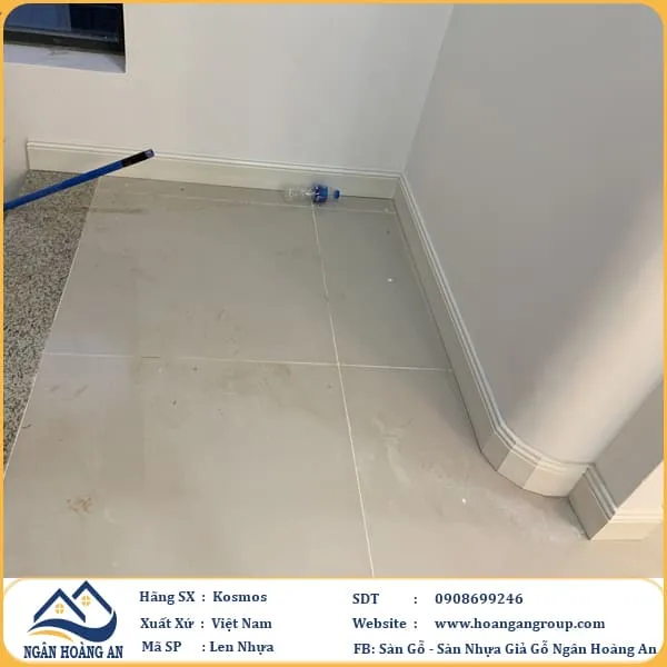 Thi Công Len Phào Chân Tường Nhựa Giả Gỗ PVC