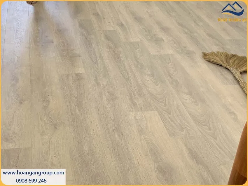 Sàn Gỗ Công Nghiệp Binyl Có Khả Năng Chống Trơn Trượt, Chống Trầy Xước Sàn Gỗ Công Nghiệp Binyl Có Khả Năng Chống Trơn Trượt, Chống Trầy Xước
