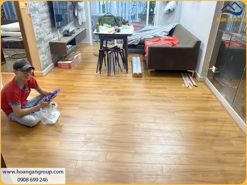 Sàn Gỗ Công Nghiệp Kosmos Có Khả Năng Chống Trơn Trượt, Chống Ẩm Móc