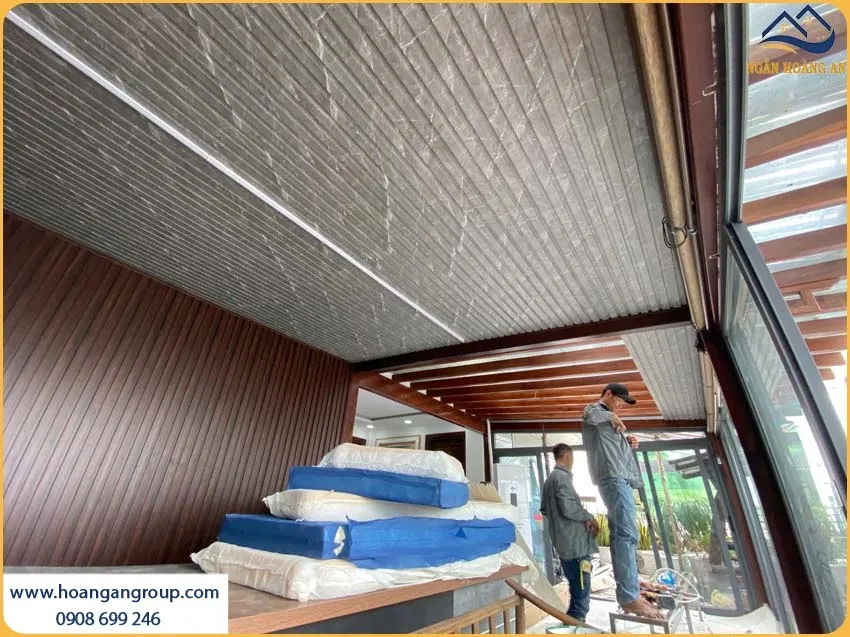 Thi Công Tấm Nhựa Lam Sóng Giả Bê Tông Kháng Mối, Chống Ẩm