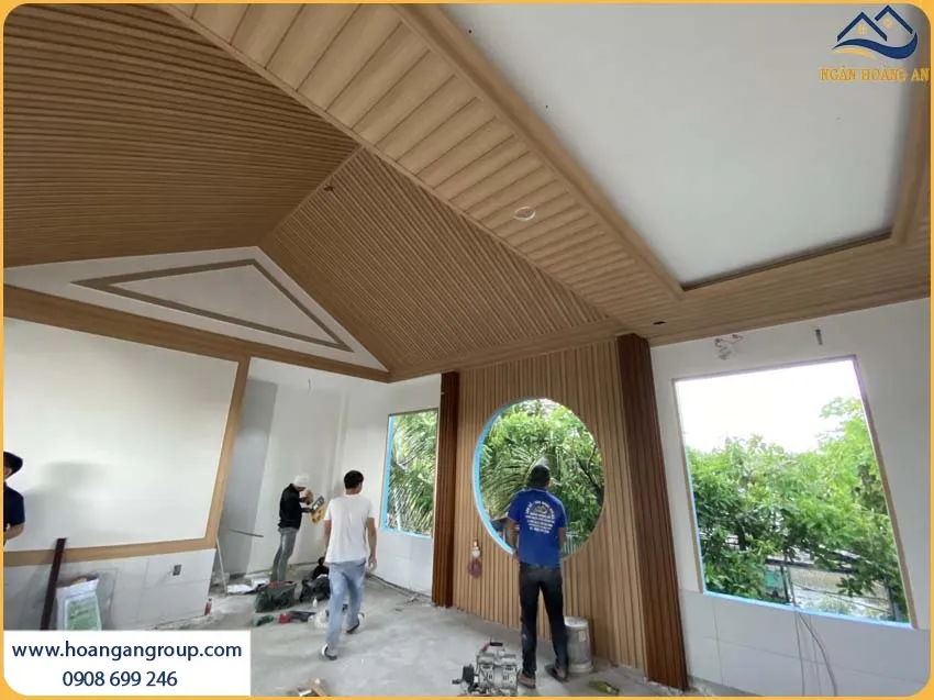 Nhà Dân Được Ốp Trần Bằng Lam Sóng Nhựa Giả Gỗ Bền, Đẹp Nhà Dân Được Ốp Trần Bằng Lam Sóng Nhựa Giả Gỗ Bền, Đẹp