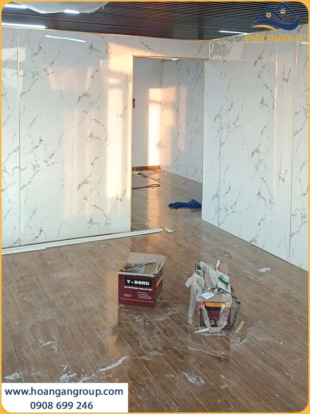 Thi Công Tấm PVC Giả Đá Kháng Mối, Chống Ẩm Và Chống Thấm Thi Công Tấm PVC Giả Đá Kháng Mối, Chống Ẩm Và Chống Thấm