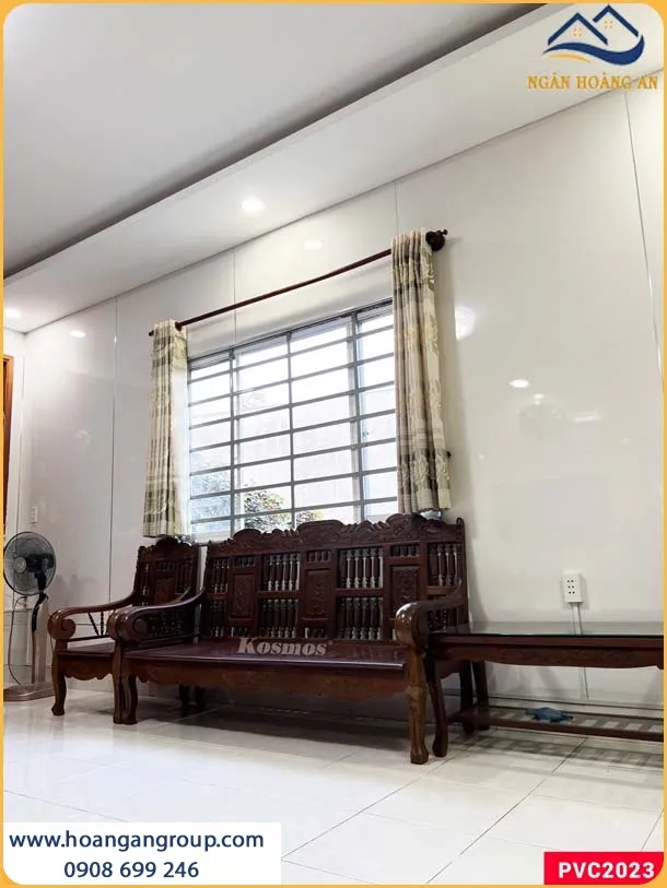 Thi Công Tấm PVC Màu Trắng Có Thể Kháng Mối, Chống Ẩm Và Chống Thấm
