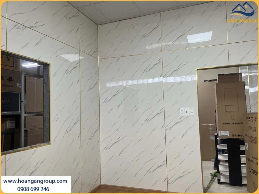 Tấm Nhựa PVC Giả Đá Họa Tiết Rõ Nét Sang Trọng 