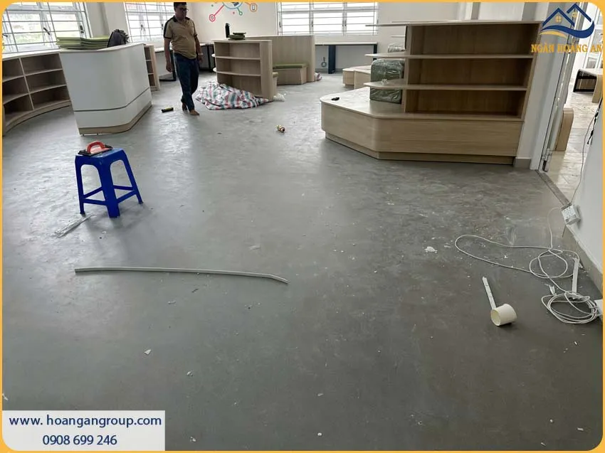 Thi Công Sàn Dán Keo Giả Bê Tông MsFLoor 33322
