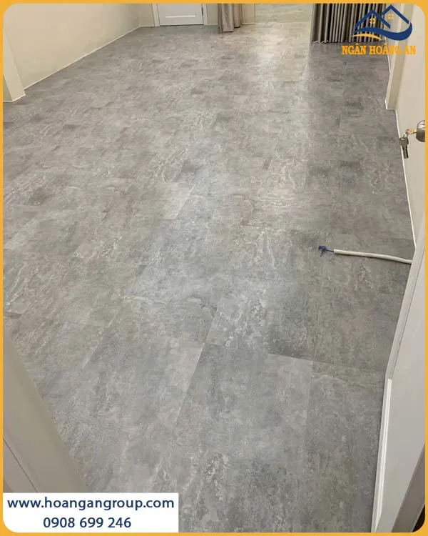 Phù Hợp Cho Nhiều Không Gian Đó Là Sàn Dán Keo THFLoor Giả Bê Tông Phù Hợp Cho Nhiều Không Gian Đó Là Sàn Dán Keo THFLoor Giả Bê Tông