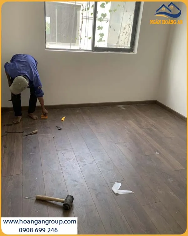 Ngân Hoàng An Là Đại Lý Thi Công Sàn Gỗ Binyl 12mm Uy Tín TPHCM