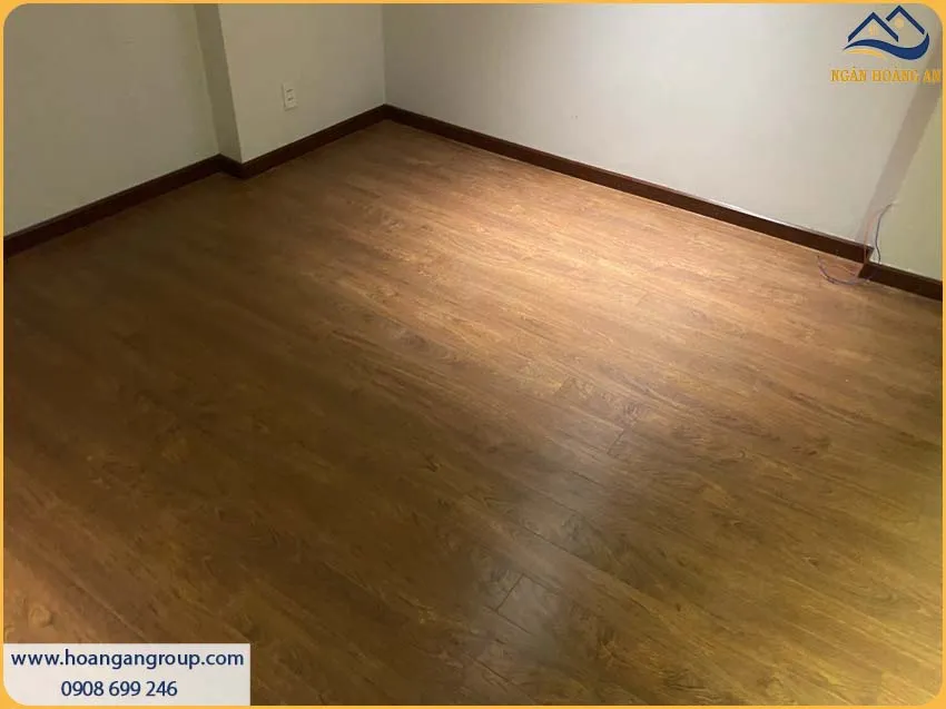 Sàn Nhà Được Lắp Đặt Bởi Sàn Gỗ Công Nghiệp Binyl Độc Đáo