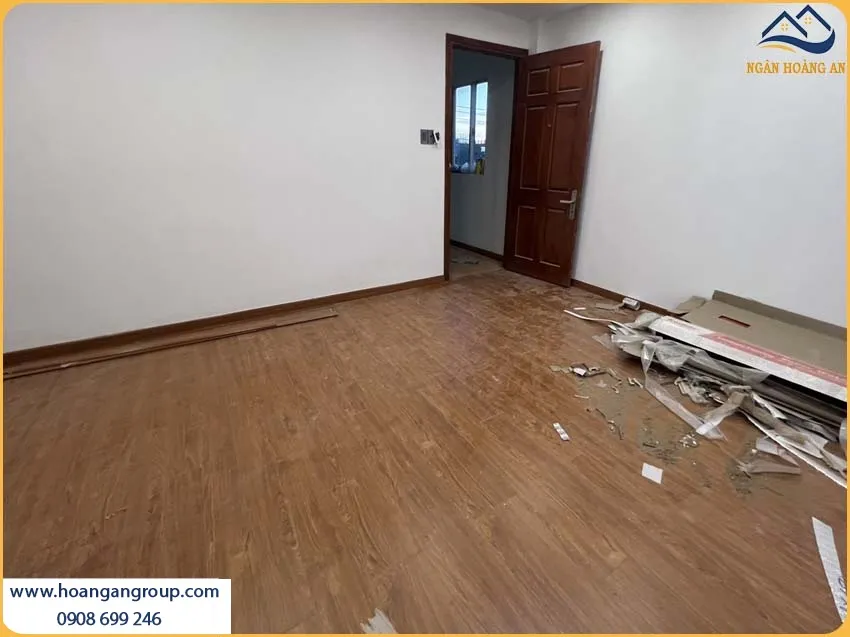 Sàn Nhà Được Lắp Đặt Bởi Sàn Gỗ Công Nghiệp Độc Đáo
