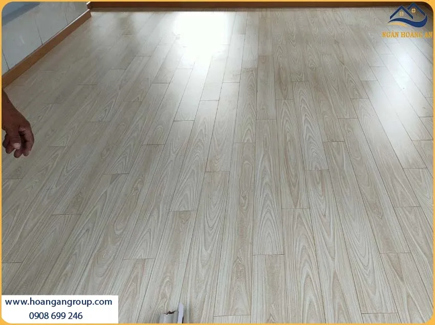 Ngân Hoàng An – Đơn Vị Lắp Đặt Sàn Gỗ Công Nghiệp Kosmos Hàng Đầu TPHCM