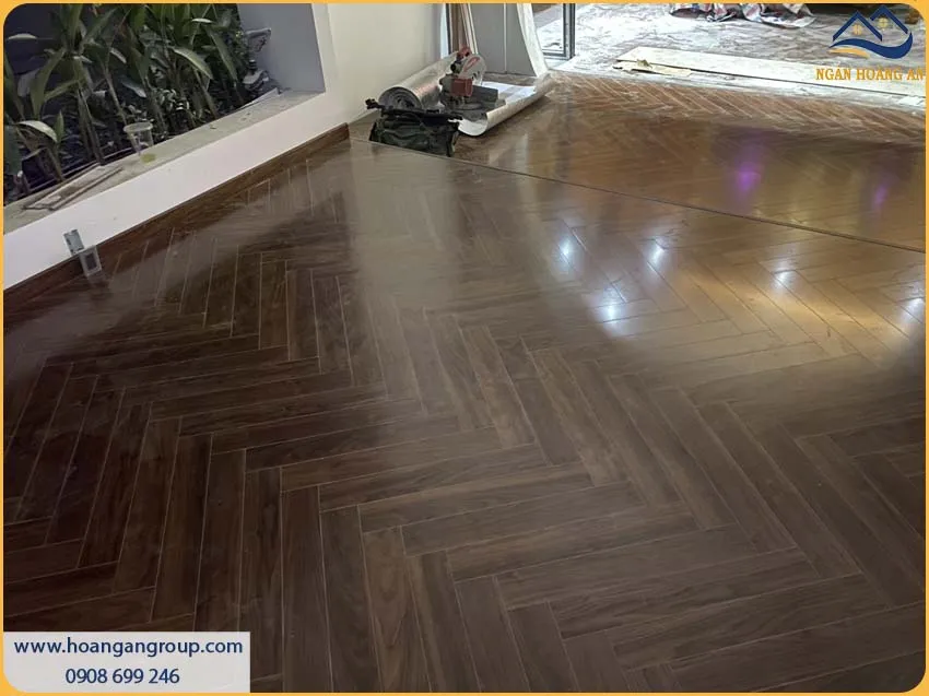 Ngân Hoàng An – Đơn Vị Lắp Đặt Sàn Gỗ Xương Cá Kosmos Hàng Đầu TPHCM Ngân Hoàng An – Đơn Vị Lắp Đặt Sàn Gỗ Xương Cá Kosmos Hàng Đầu TPHCM