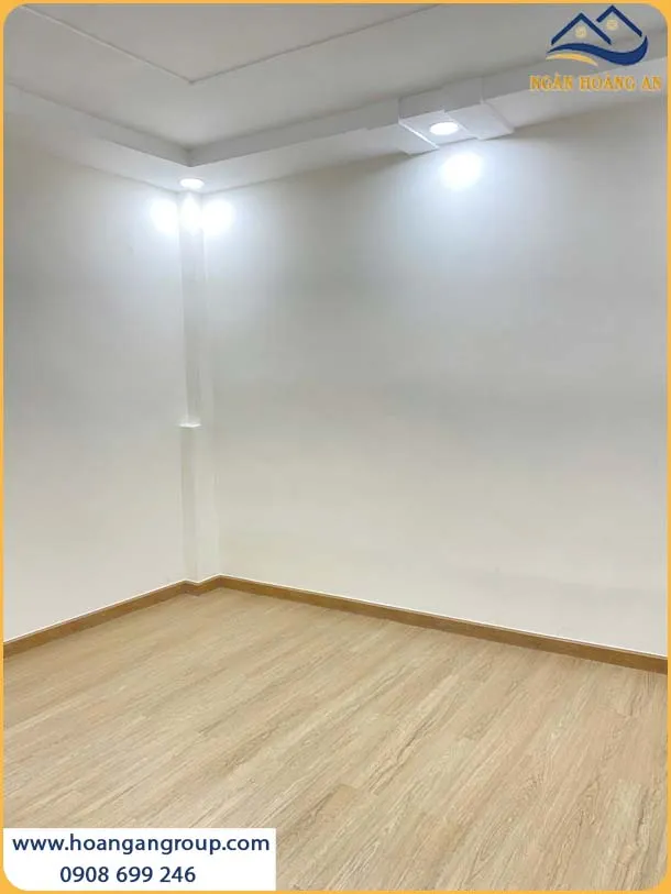 Thi Công Sàn Nhựa Dán Keo 2mm MsFloor 22004 Tiện Lợi, Thi Công Nhanh