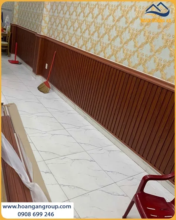 Thi Công Lam Sóng Giả Gỗ Glotex Tạo Nên Điểm Nhấn Cho Căn Hộ Thi Công Lam Sóng Giả Gỗ Glotex Tạo Nên Điểm Nhấn Cho Căn Hộ