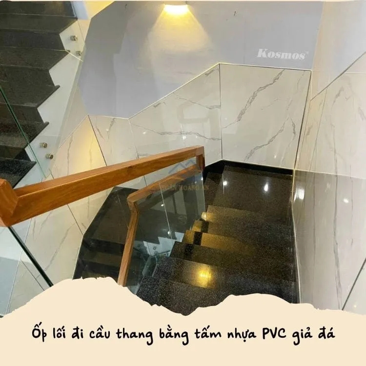 Ứng Dụng Ốp Tường Cầu Thang Bằng PVC Giả Đá