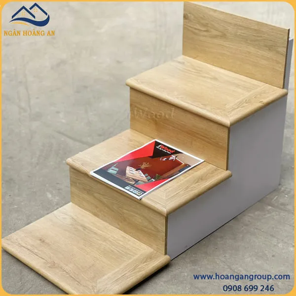 Bậc Cầu Thang Nhựa Tăng Tính Thẩm Mỹ Cho Không Gian Sống Bậc Cầu Thang Nhựa Tăng Tính Thẩm Mỹ Cho Không Gian Sống