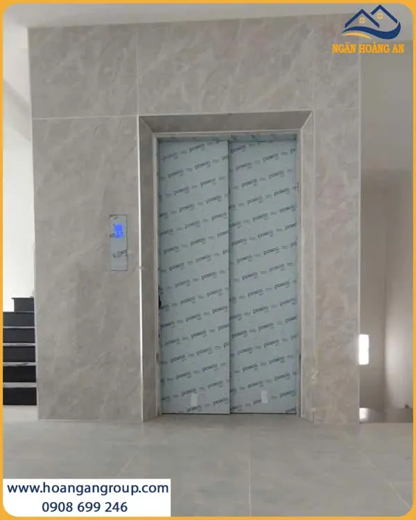 Hình Ảnh Thi Công Ốp Tường Thang Máy PVC Giả Bê Tông Kosmos