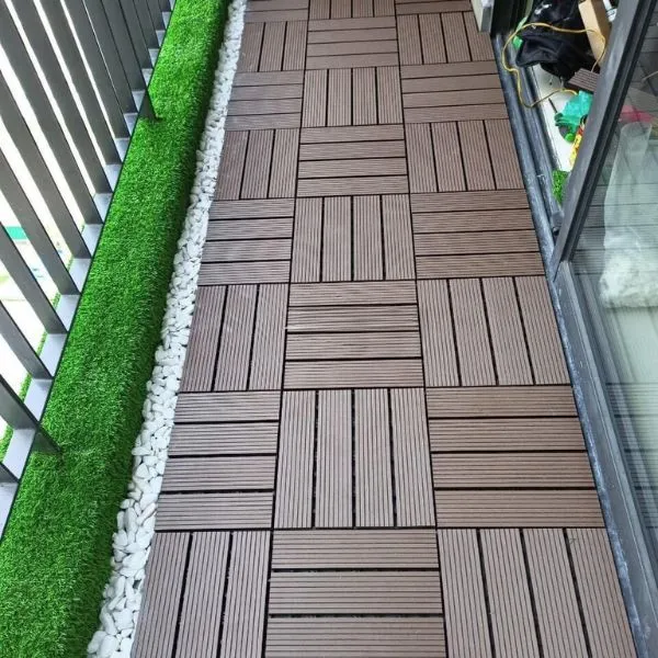 Báo Giá Thi Công Hoàn Thiện Vỉ Gỗ Nhựa Kosmos