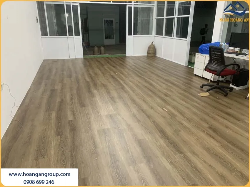 Thi Công Sàn Nhựa Giả Gỗ Tạo Nên Sự Sang Trọng