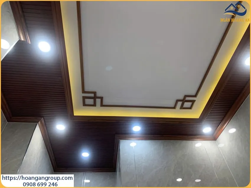 Cải Tạo Trần Lam Sóng Nano Nhựa Giả Gỗ Cho Phòng Ngủ Tại Quận 9 TPHCM