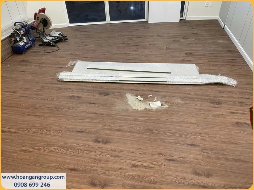 Chi Tiết Sàn Dán Keo MsFloor 33303 Tại Công Trình