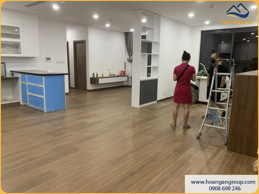 Căn Hộ Thêm Ấm Cúng Nhờ Sàn Nhựa Hèm Khoá