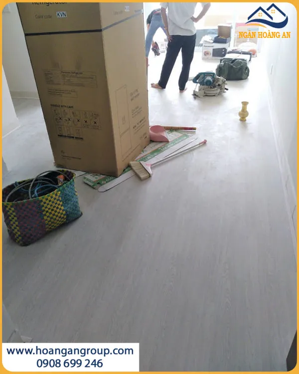 Căn Hộ Thêm Sang Trọng Với Sàn Nhựa Hèm Khoá