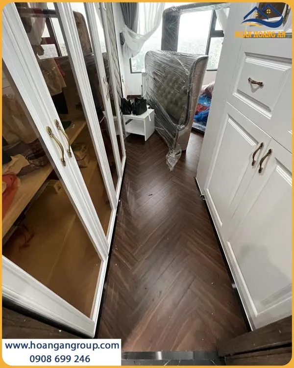 Thi Công Sàn Gỗ Xương Cá Charmwood Tạo Nên Sự Sang Trọng Thi Công Sàn Gỗ Xương Cá Charmwood Tạo Nên Sự Sang Trọng