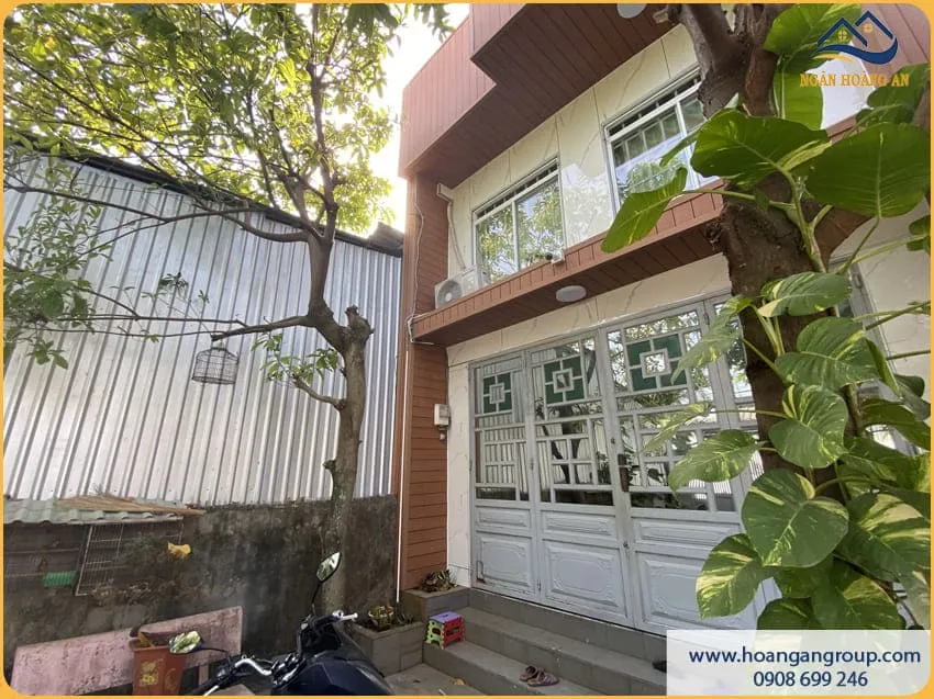 Công Trình Mặt Tiền Ốp Gỗ Nhựa Ngoài Trời Kosmos