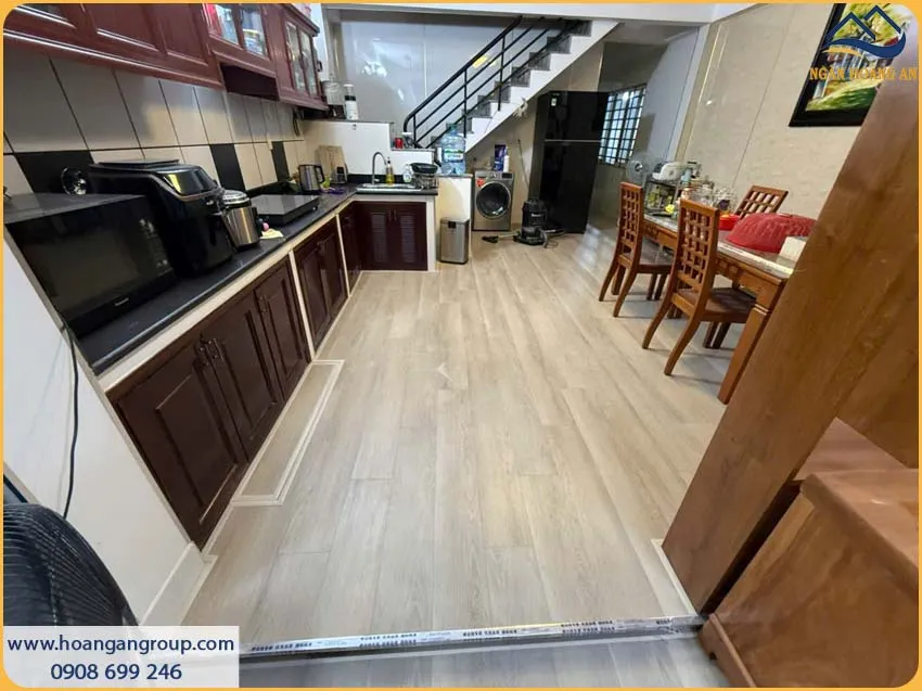 Công Trình Nhà Ở Hoàn Thiện Với Sàn Nhựa Hobiwood
