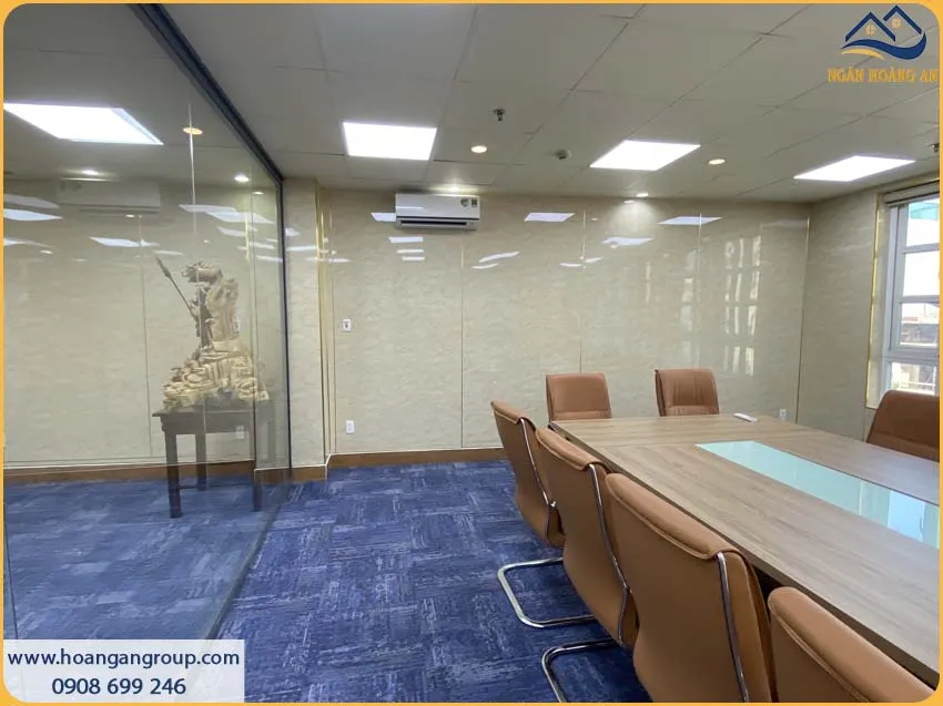 Công Trình Ốp Tường PVC Giả Đá Cho Phòng Họp Công Ty